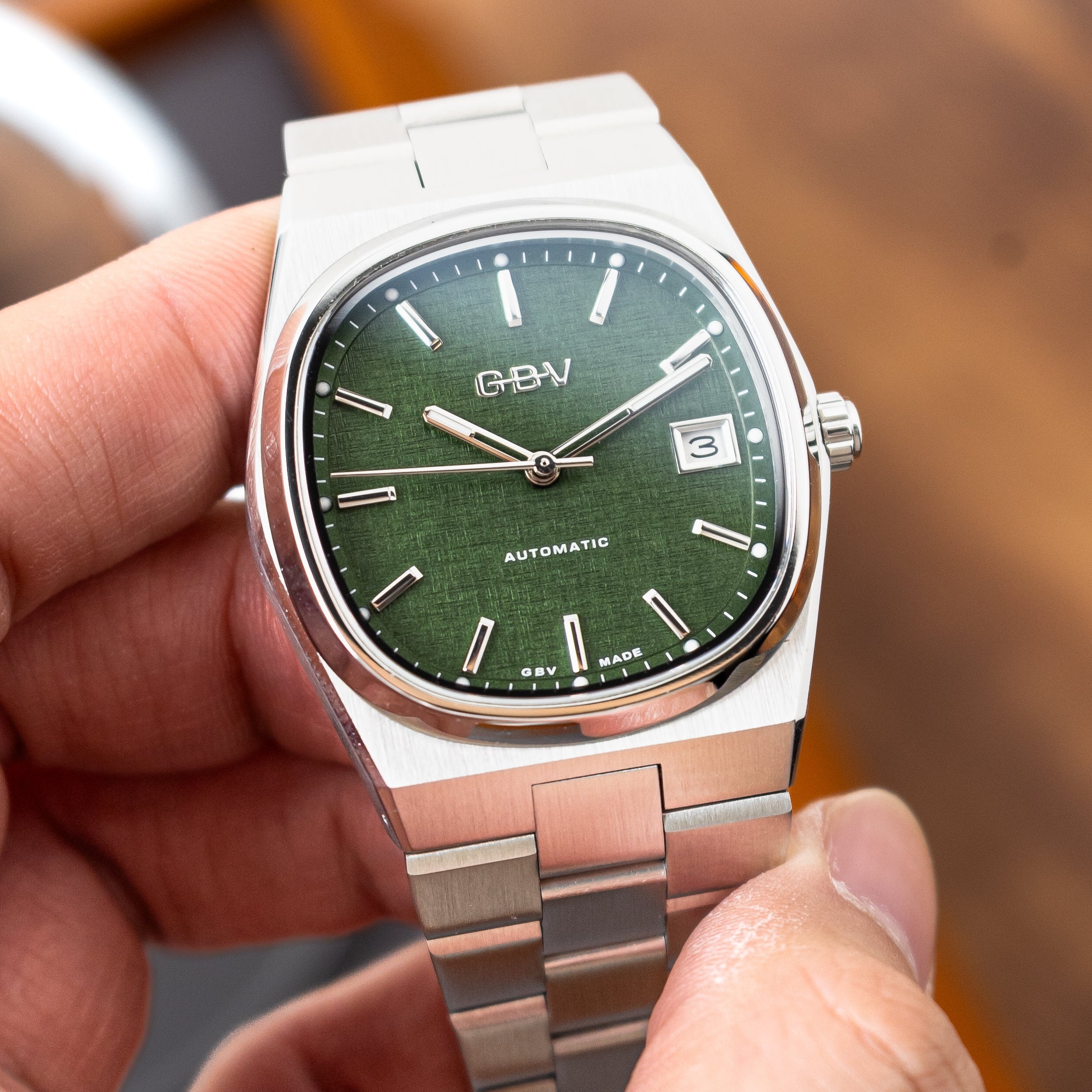 CRT36 Retro watch - Green